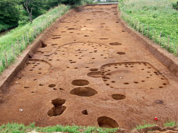 赤砂利遺跡：縄文時代中期の土壙