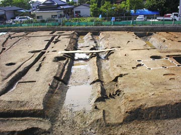 平沼一丁田遺跡：第1･2号溝