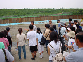 荒川土手沿いの遺跡