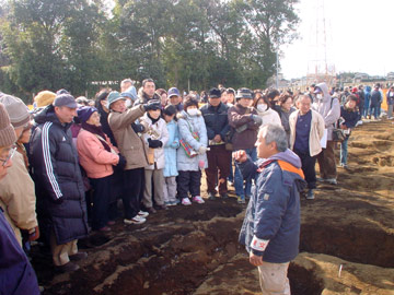 諏訪野遺跡：厳しい質問もありました