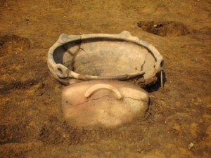 牛原遺跡：縄文中期前半住居跡炉体土器
